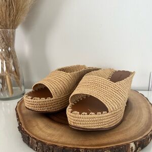 CARRIE FORBES Women's Tan Woven Slip-On Sandals size 41